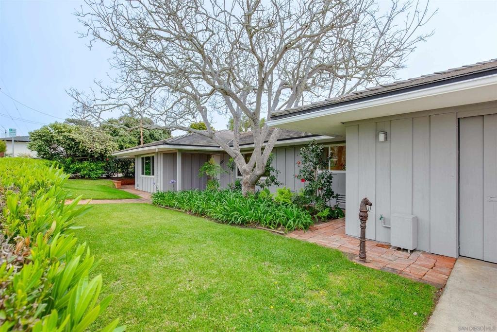 2731 Glenwick Place, La Jolla, CA 92037