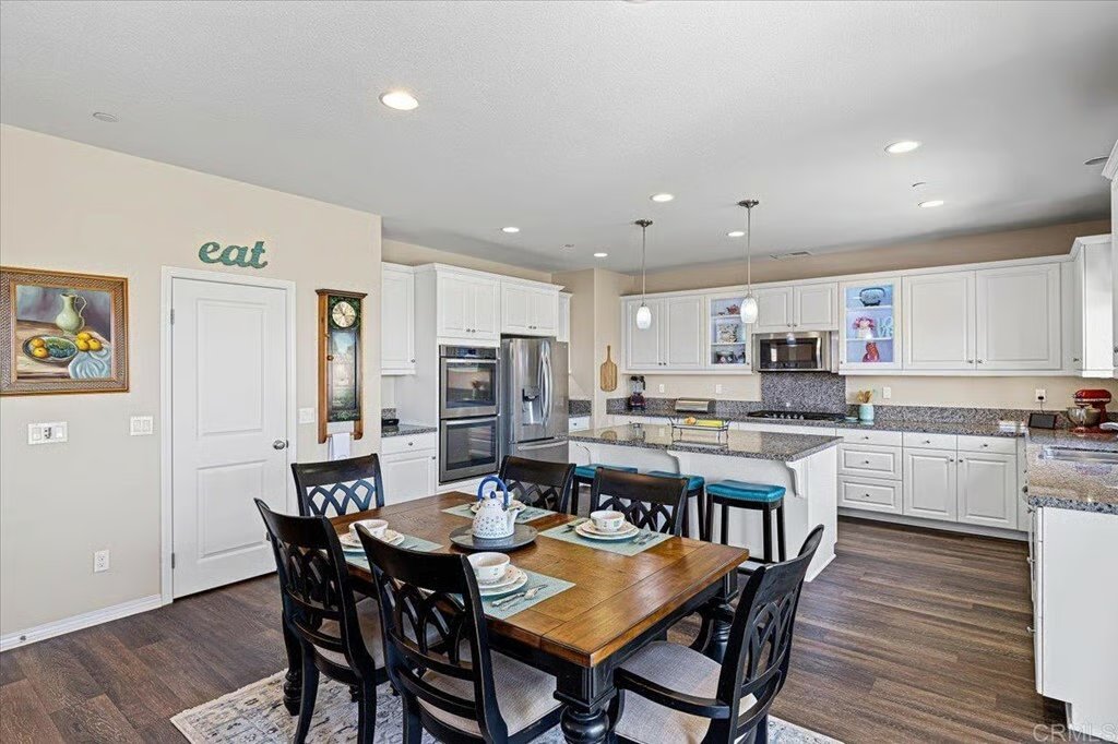 34242 Hourglass Street, CA 92592